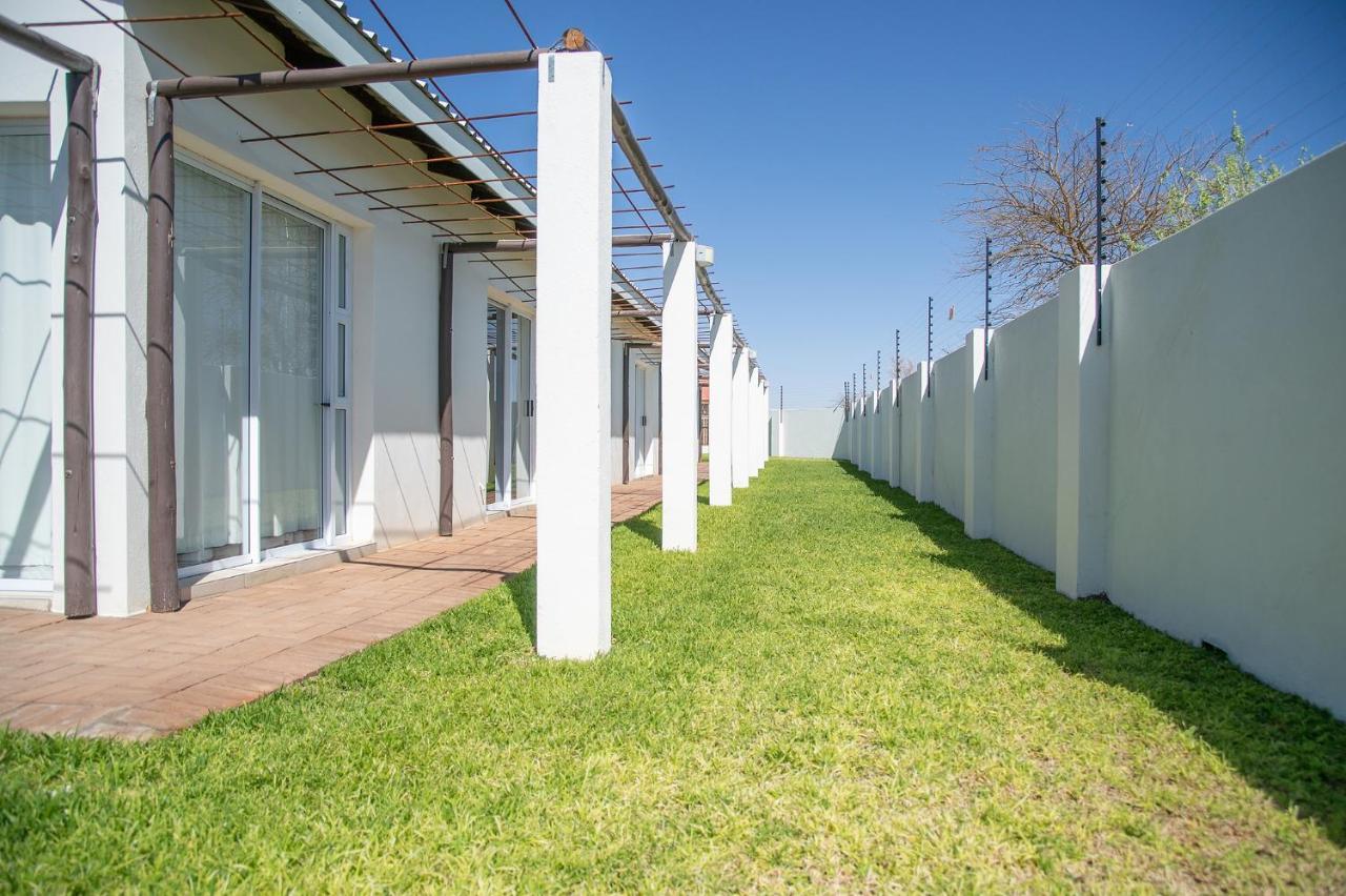 Das Dunen Upington Exterior foto